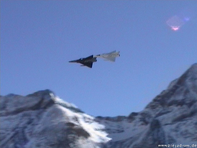 Axalp 2003: Mirages Black and White