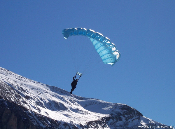 Axalp: Fallschirmjäger