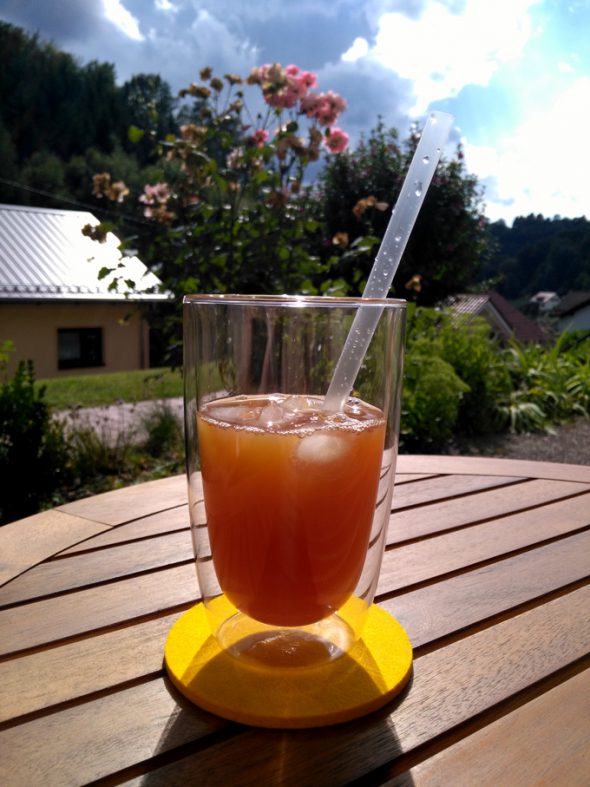 Eistee selber machen: Peach State Iced Tea