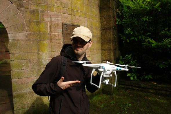 Multicopter/Drohne: DJI Phantom 3