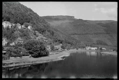 Von der Ziegelhäuser Brücke Richtung Osten (1942)