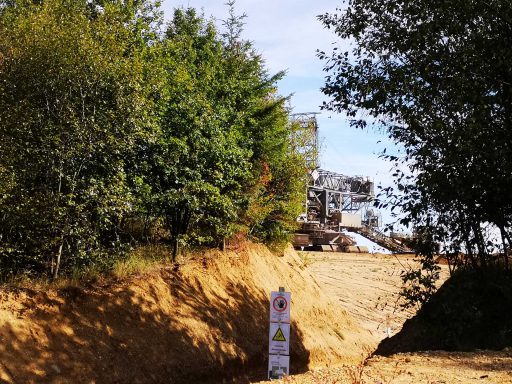 Bagger im Tagebau Hambach