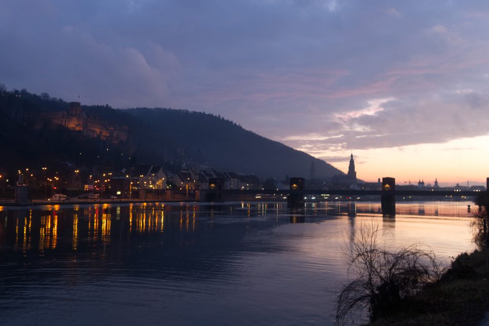 Heidelberg bei Dämmerung