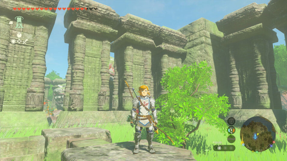 Screenshot aus Tears of the Kingdom: Große Monumente überragen Link