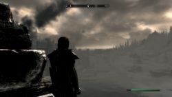 Aussicht von der Brücke nach Windhelm an einem wolkigen Morgen Bei Windhelm